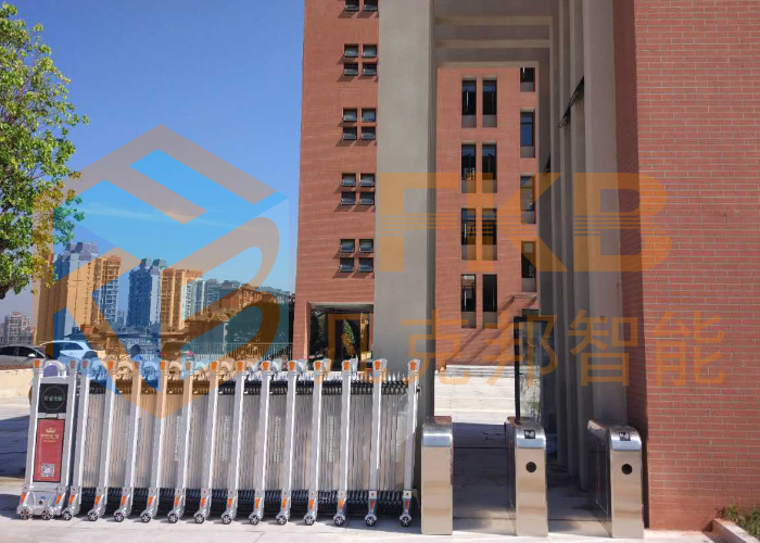 學校電動伸縮門